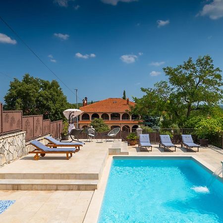Villa Alberta Ровиньско село Экстерьер фото